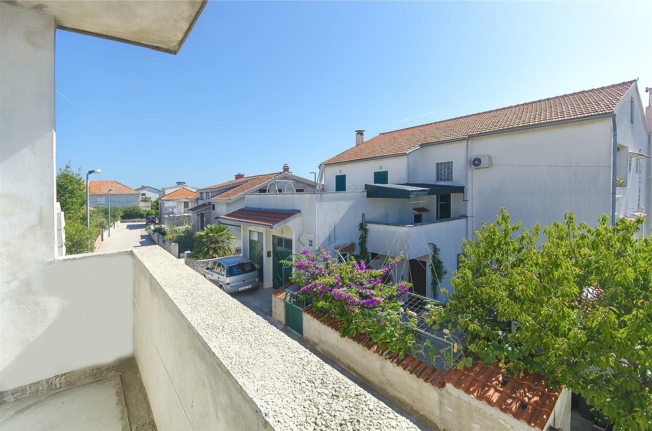 Apartment Niko Vodice Eksteriør billede