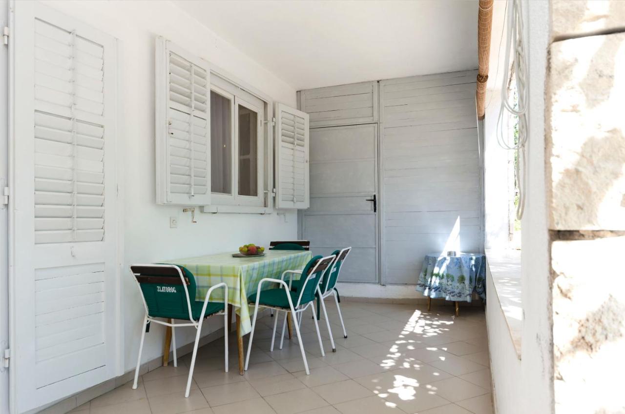 Apartment Niko Vodice Eksteriør billede
