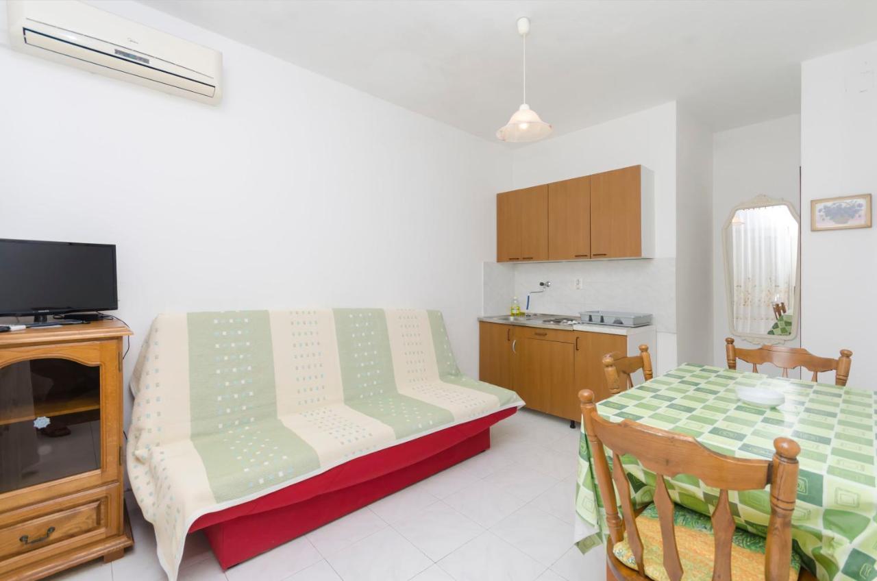 Apartment Niko Vodice Eksteriør billede